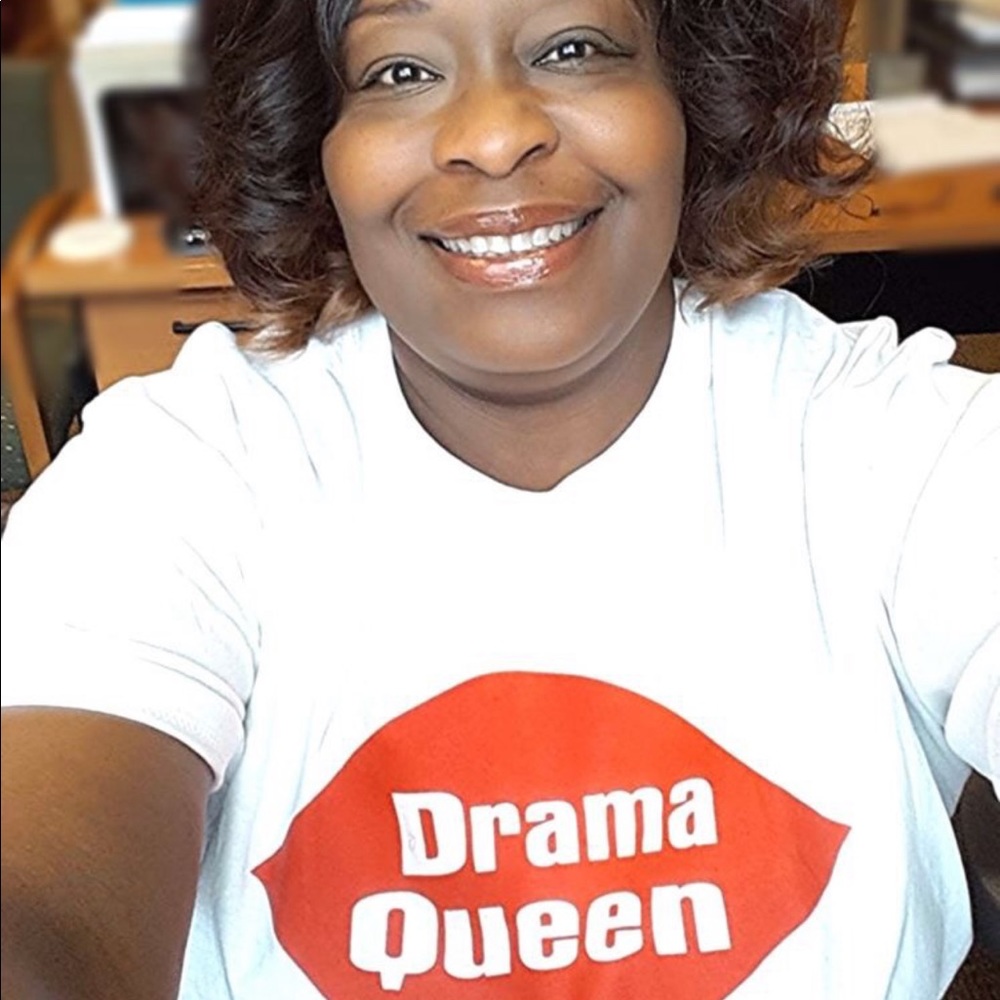 New women white tshirt with red print. Drama Queen - Picture 1 of 3